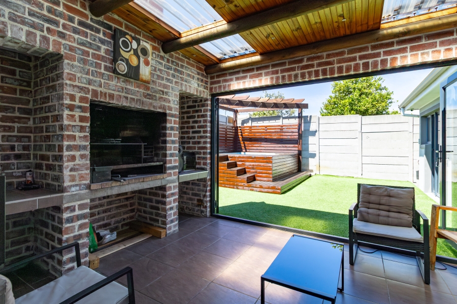 3 Bedroom Property for Sale in Jagtershof Western Cape